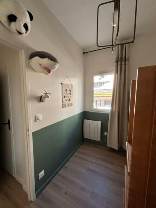 Apartment 3 Pieces, Spacieux En Plein Centre *